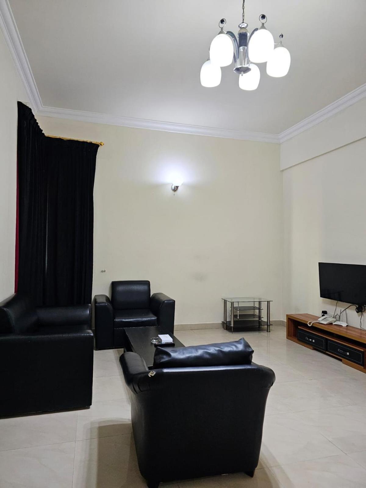 Al Sahab Tower Apartment Manama Exterior photo