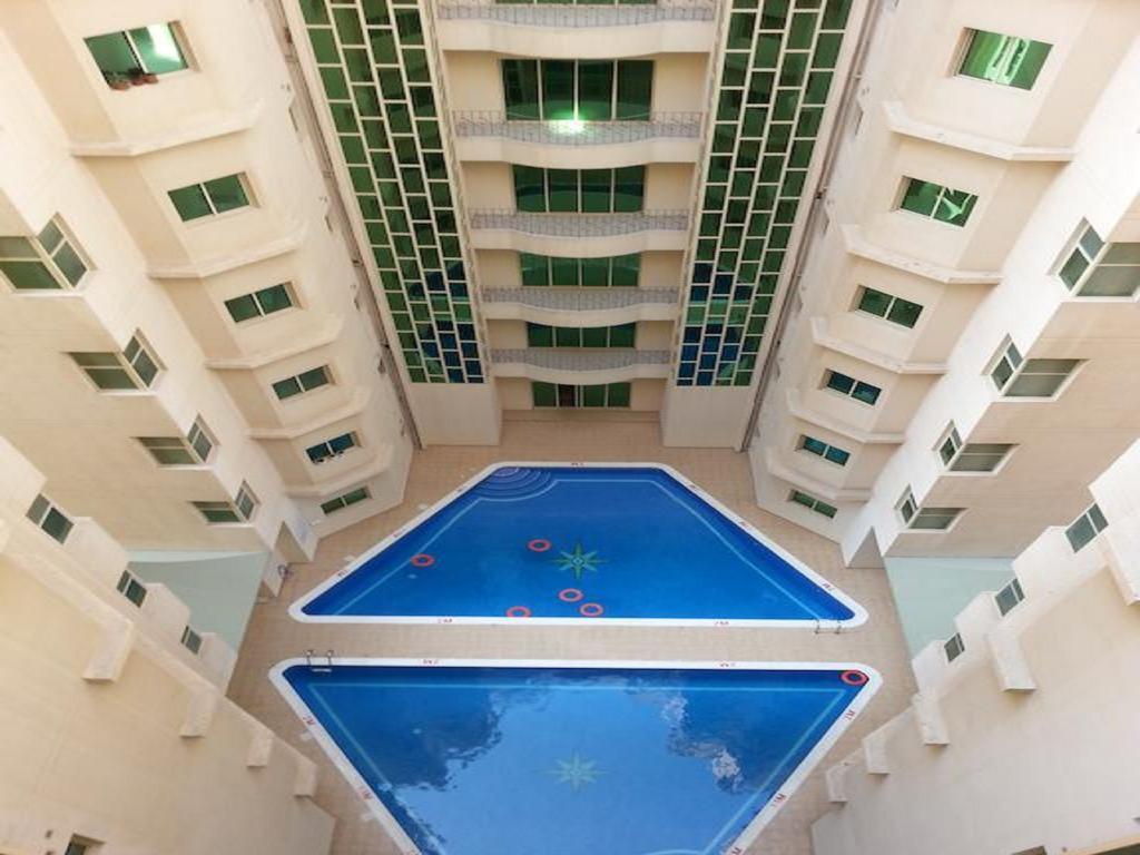 Al Sahab Tower Apartment Manama Exterior photo